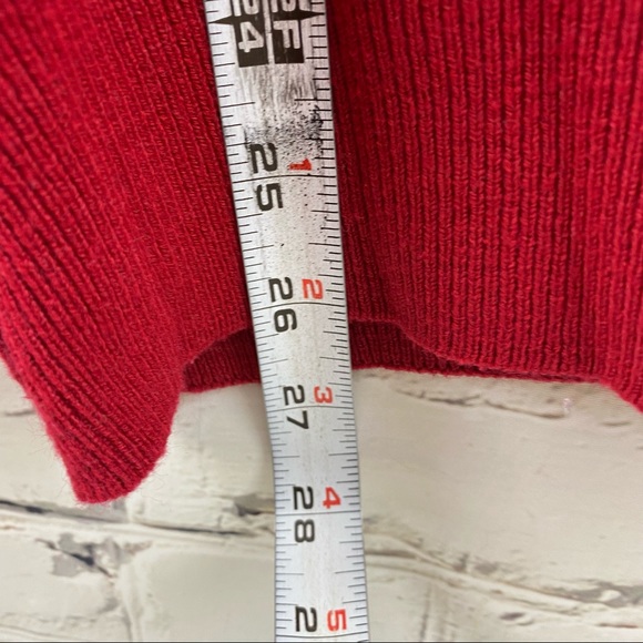 Graffiti turtleneck red sweater - Picture 2 of 5